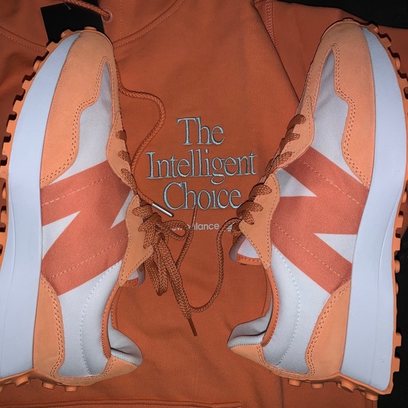 new balance 800 men orange